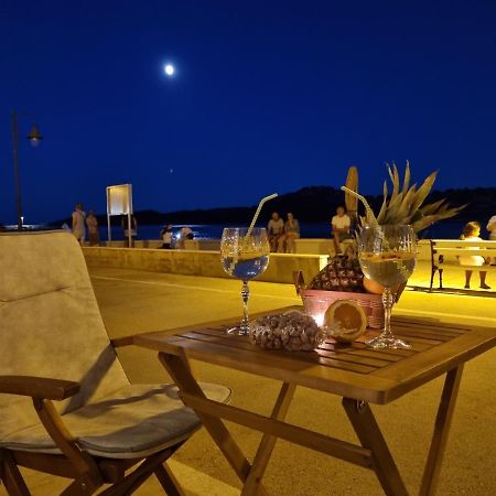 Sea Star Hotel Tribunj  Bagian luar foto